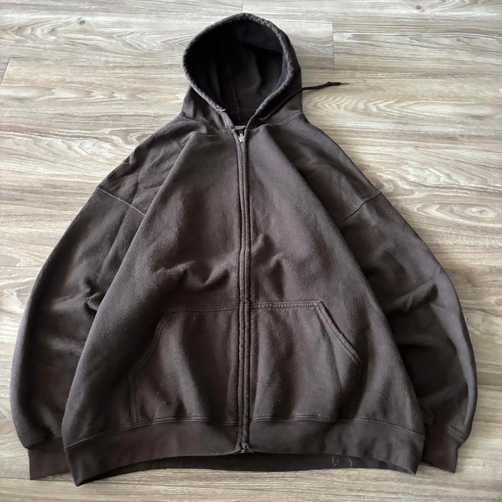 'Vintage Y2K/2000s Brown Blank Russell Style Essential Zip Up Hoodie! Fits 2XL